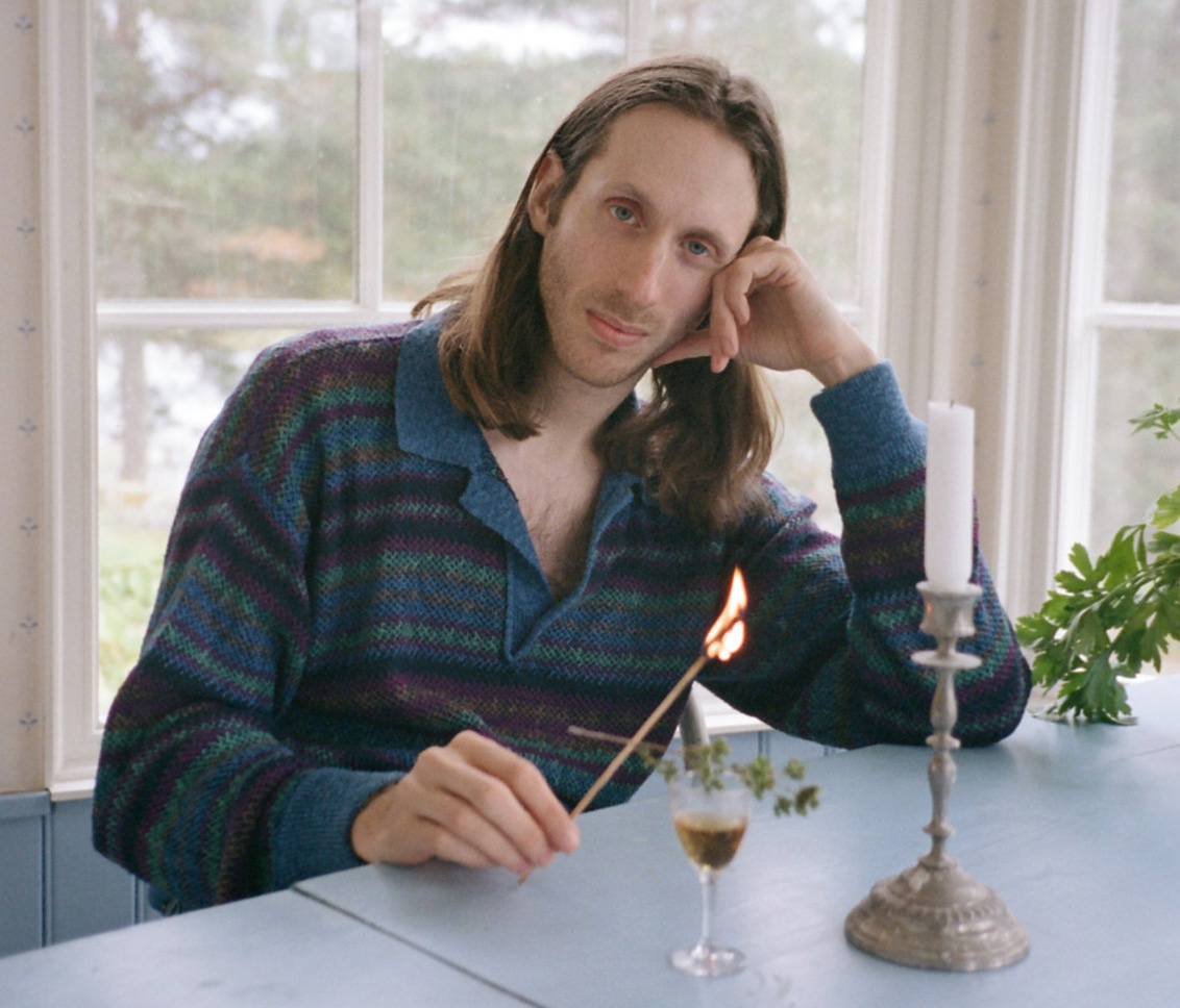 Song Premiere: T. Hardy Morris “Stage Names”